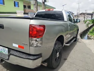 Toyota Tundra 2007 Silver