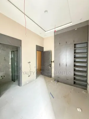 3bdrm House in Opebi for sale