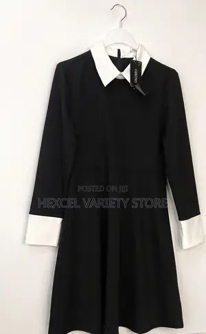 Elegant Black Dress - With White Collar