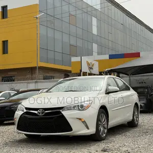 Toyota Camry 2015 White