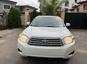 Toyota Highlander Hybrid Limited 2010 White