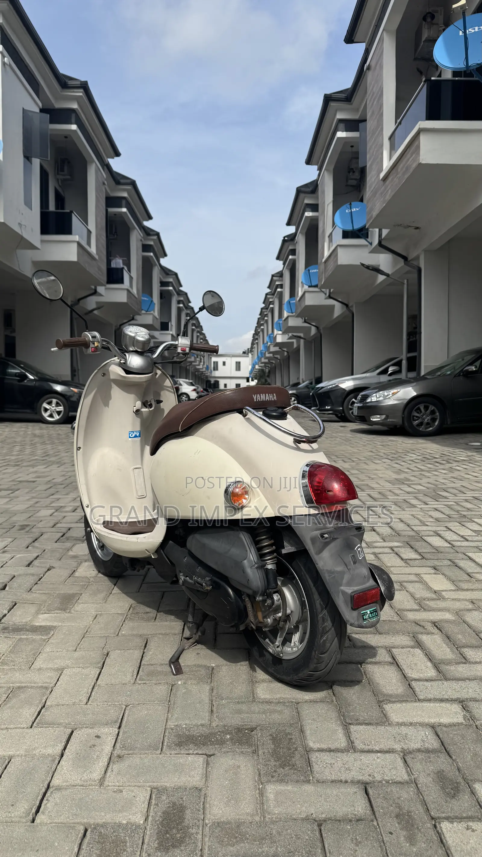 Yamaha 2015 Brown