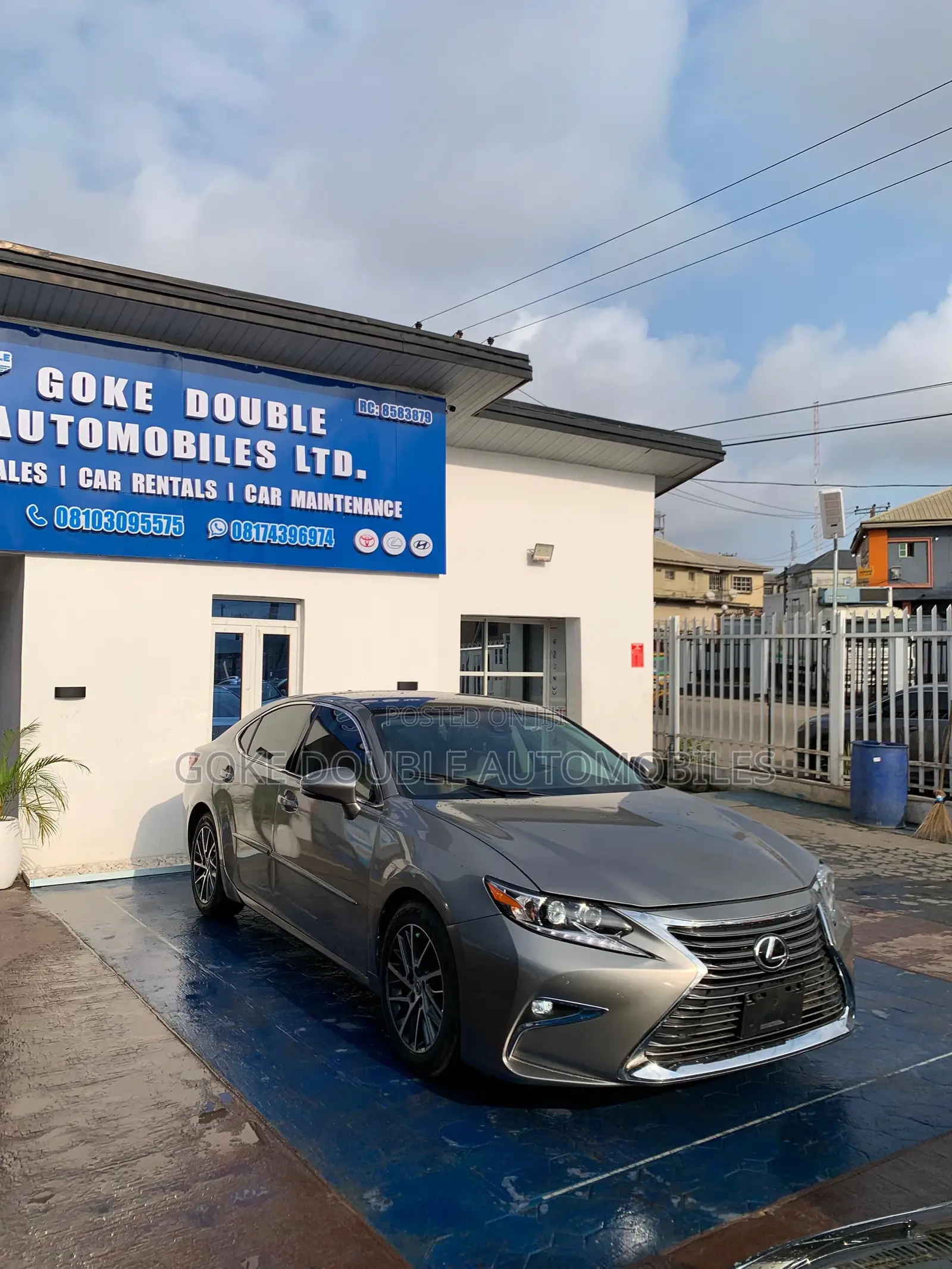 Lexus ES 2016 Gold