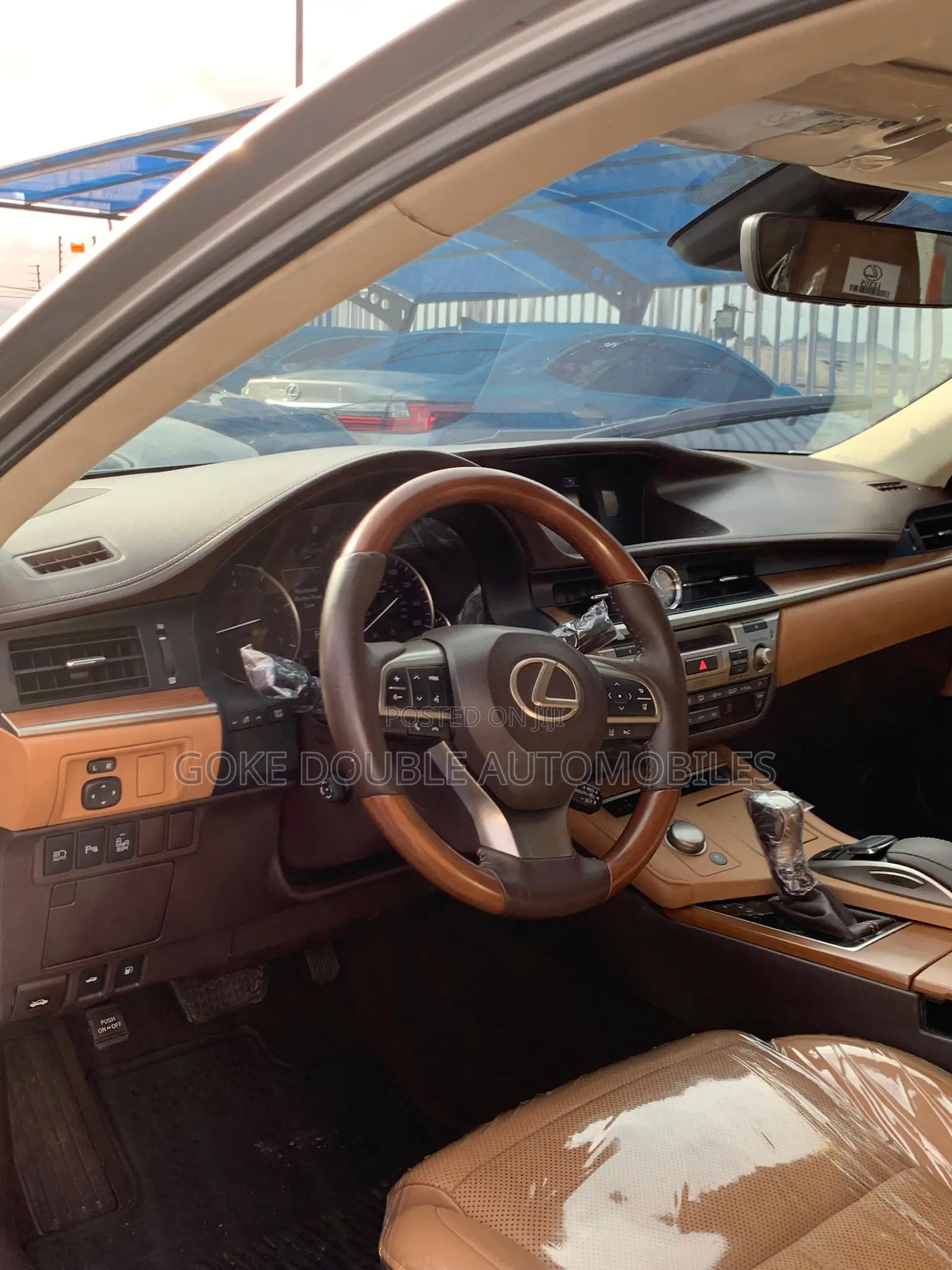 Lexus ES 2016 Gold