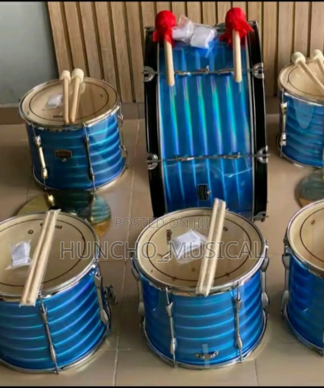 Quality Set Parade Drum Set