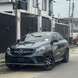Mercedes-Benz GLE-Class 2016 Gray