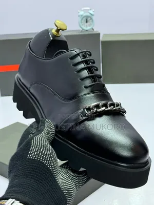 High Quality Prada Chain Stylish Design Men's Flat Shoes