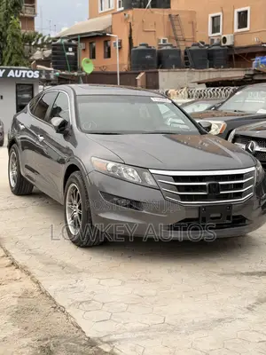 Honda Crosstour 2012 Gray