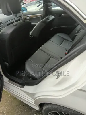 Mercedes-Benz C350 C350 BlueEFFICIENCY RWD 2011 White