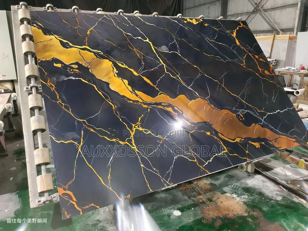 Premium Quality Quartz Slabs