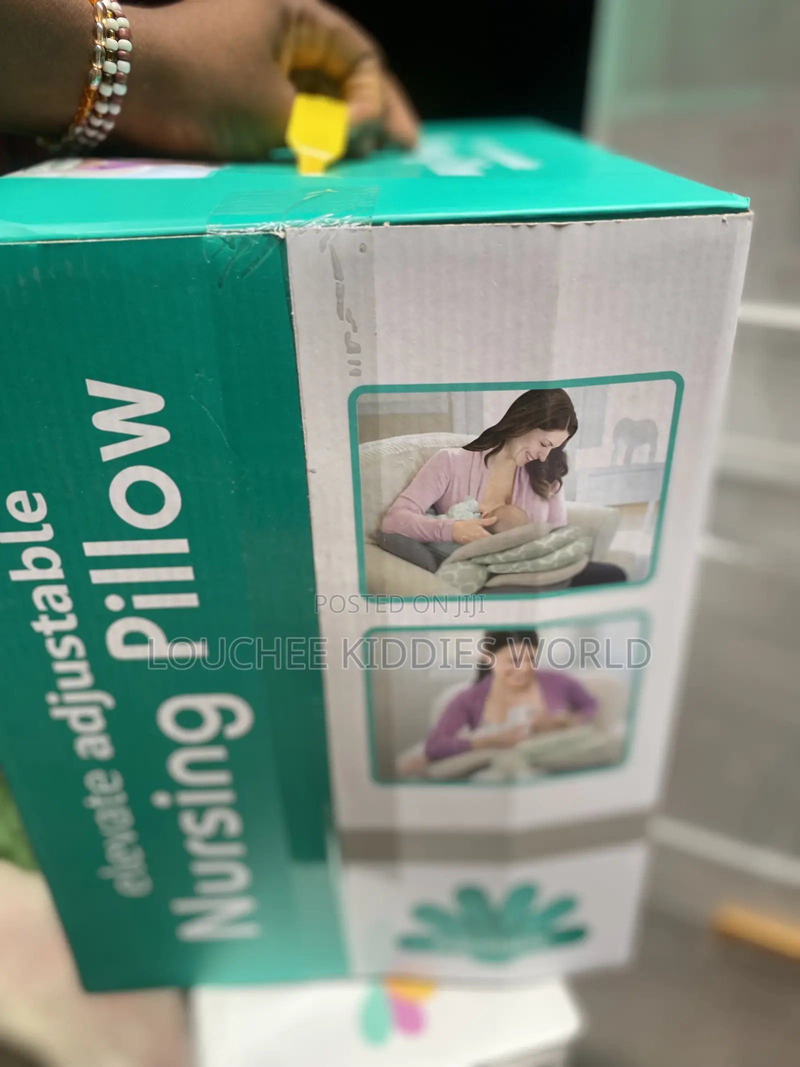 Elevated Adjustable Nursing Pillow