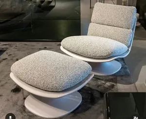Modern Luxury Swivel Chair – 360° Comfort Style