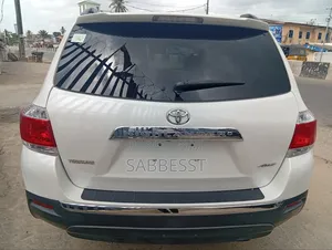 Toyota Highlander 2012 White