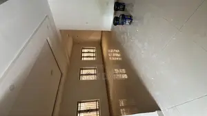 4bdrm Duplex in Paradise Estate, Life Camp for rent