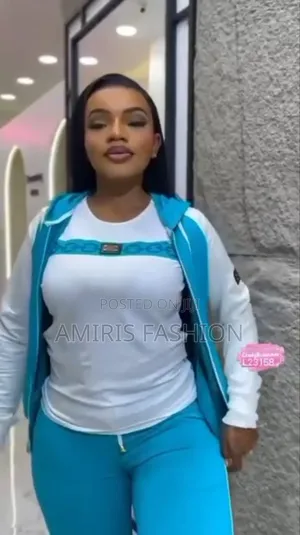 Quality Two-Piece Tracksuit With Jacket