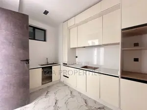 2bdrm Apartment in Lekki Expressway for rent