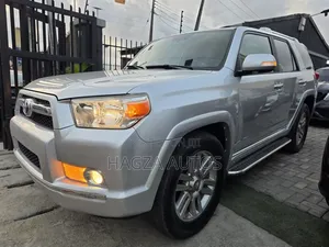 Toyota 4-Runner Limited 4WD 2011 Silver