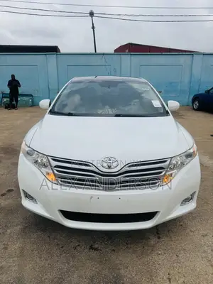 Toyota Venza Limited 2011 White