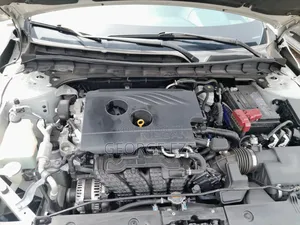 Nissan Altima 2019 Silver