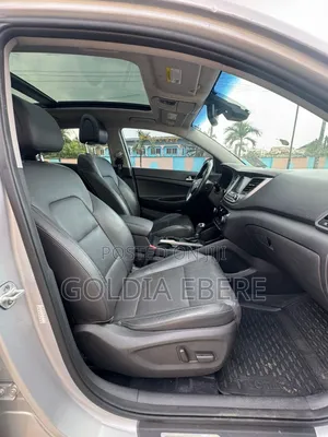 Hyundai Tucson Limited AWD 2016 Silver