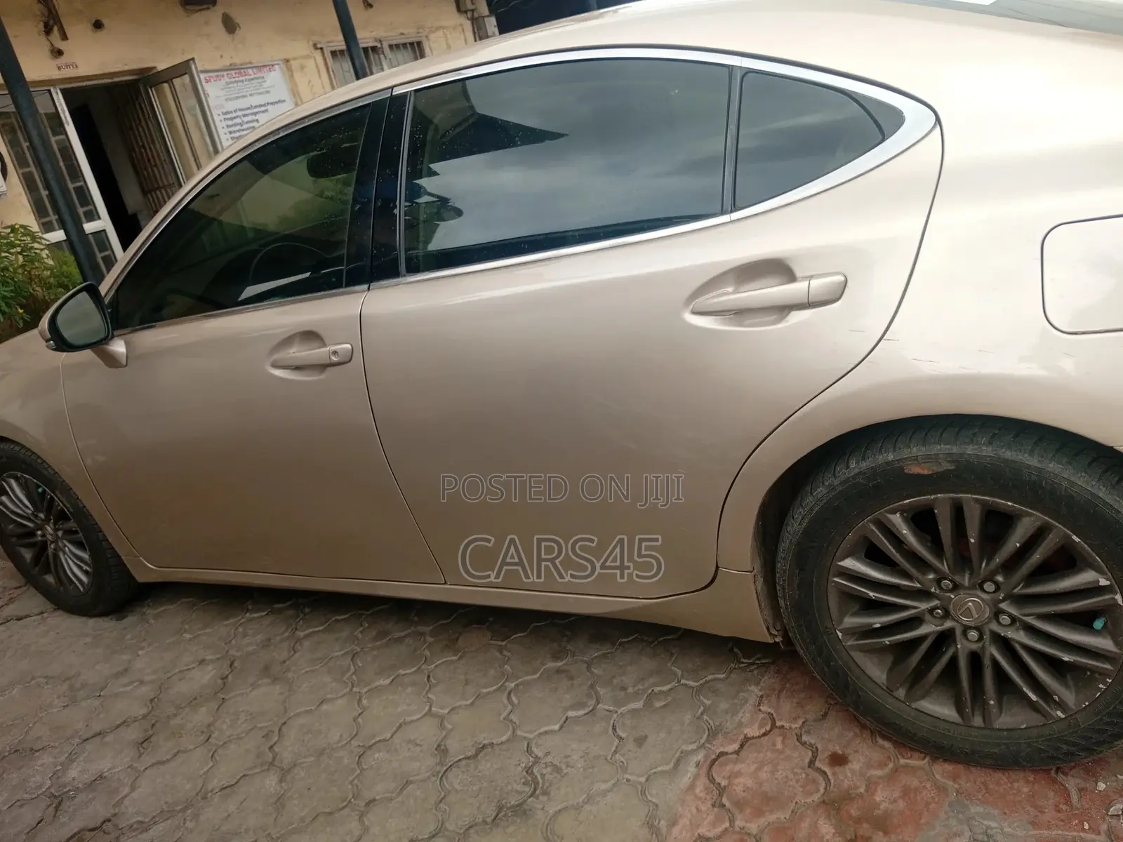 Lexus ES 2013 Gold