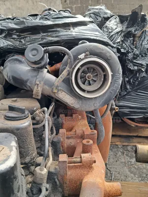 Cummins 6bt5.9 Engine