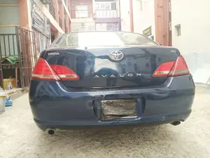 Toyota Avalon XLS 2007 Blue