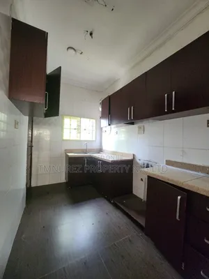 3bdrm Apartment in Lekki Phase1 for rent