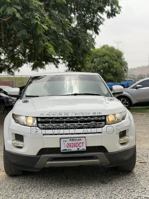 Land Rover Range Rover Evoque Pure Plus AWD 2013 White