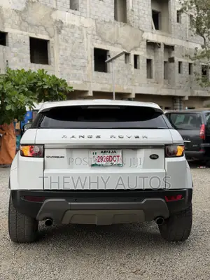 Land Rover Range Rover Evoque Pure Plus AWD 2013 White