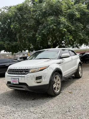 Land Rover Range Rover Evoque Pure Plus AWD 2013 White