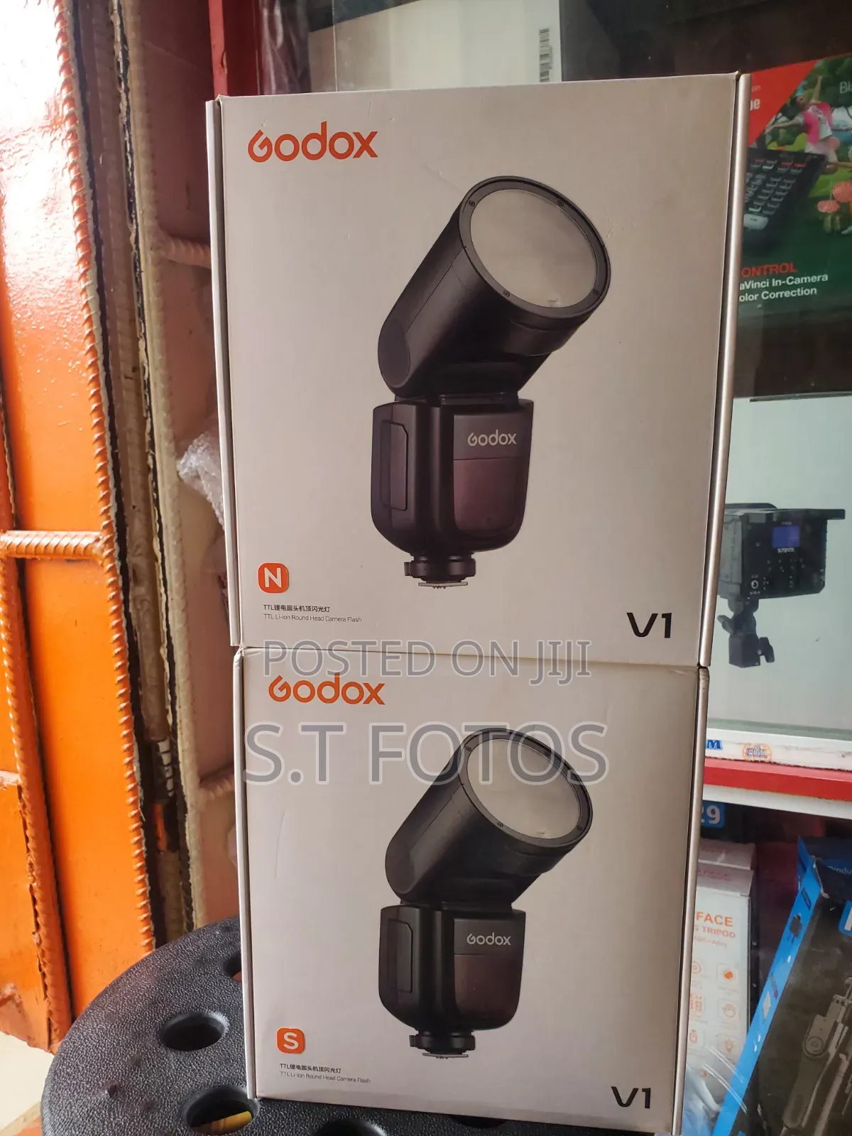 Godox V1 Flash