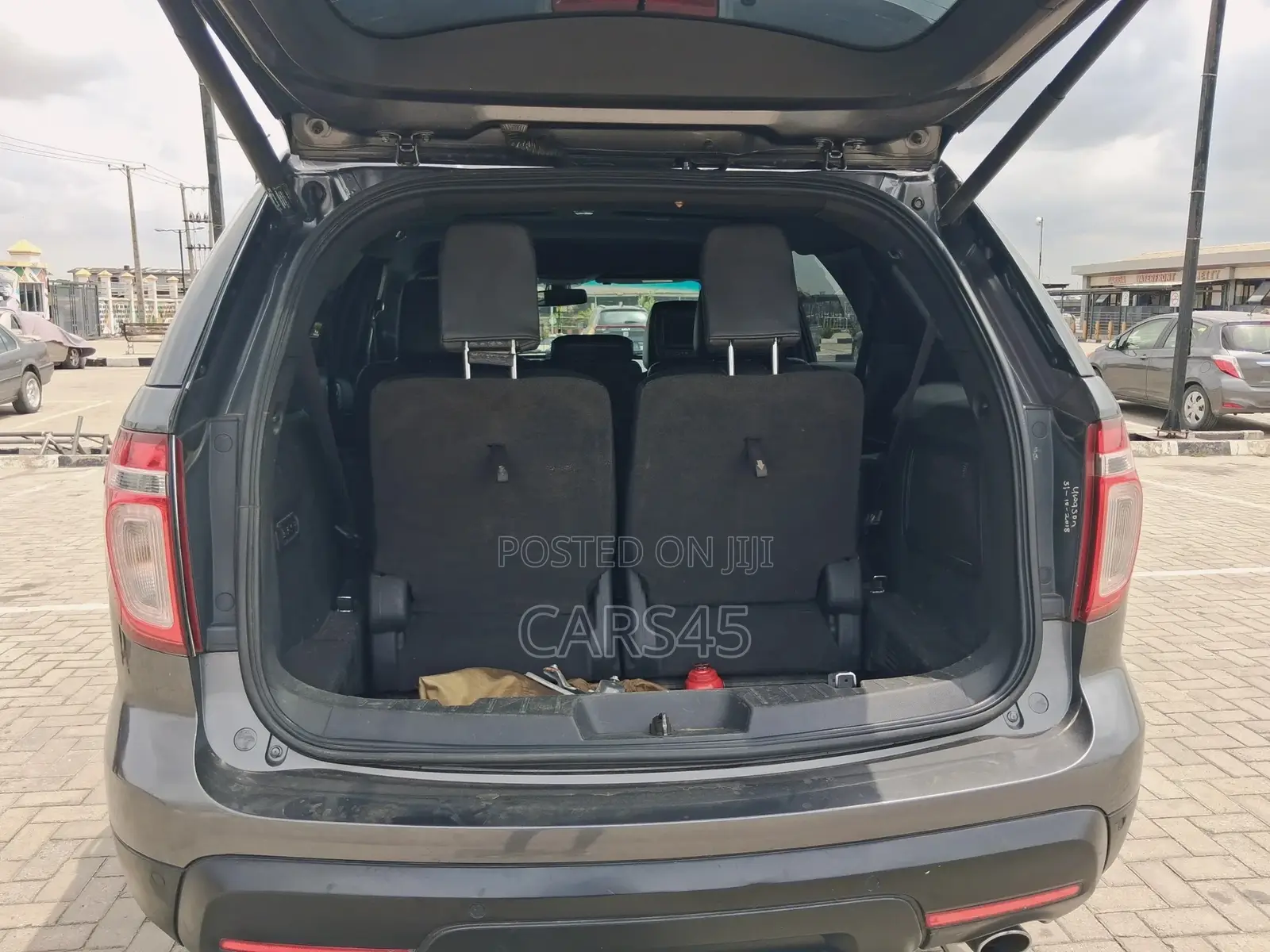 Ford Explorer 2014 Gray