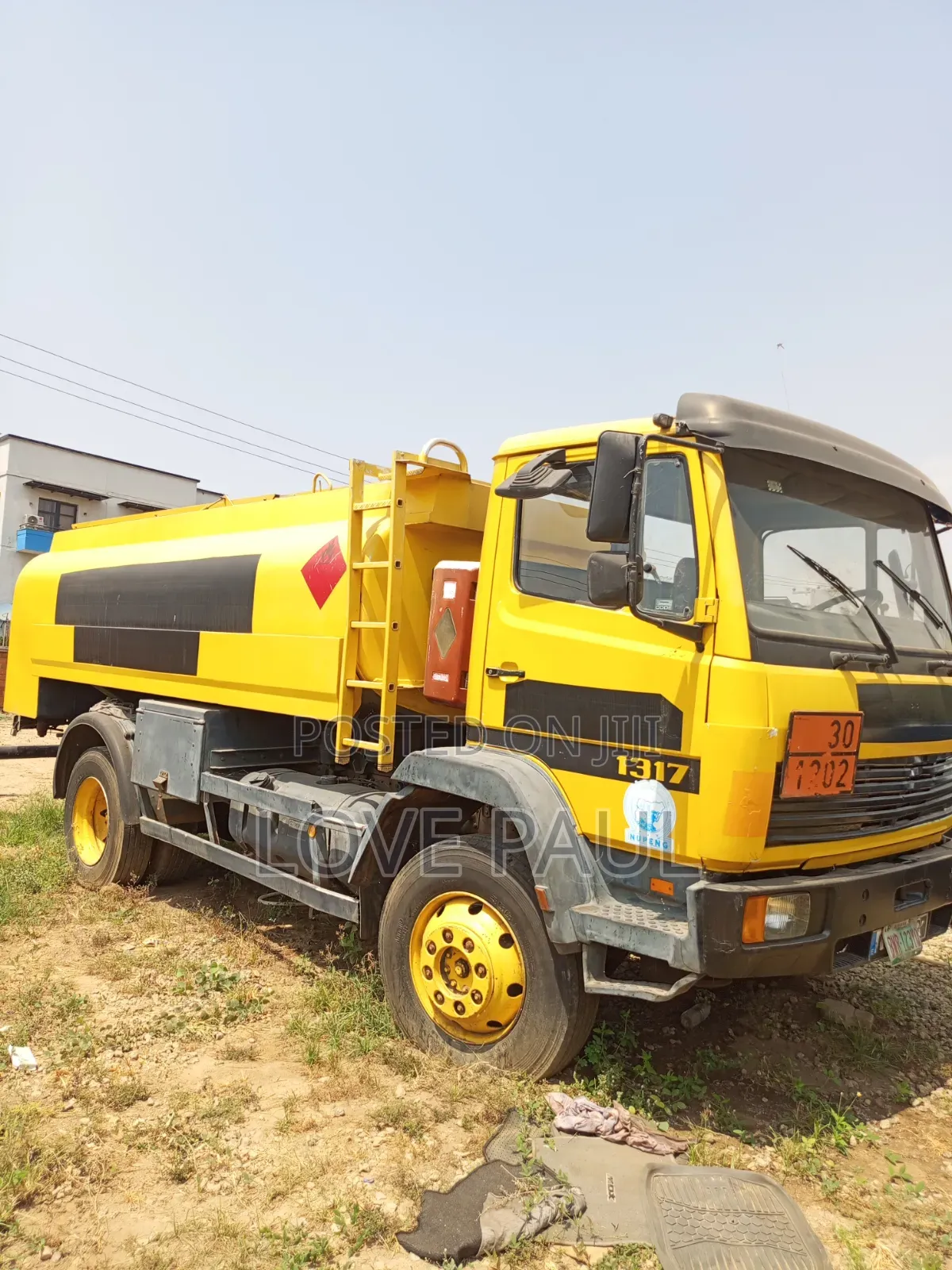Very Sharp Mercedes Benz Metre Truck(12,000litres)