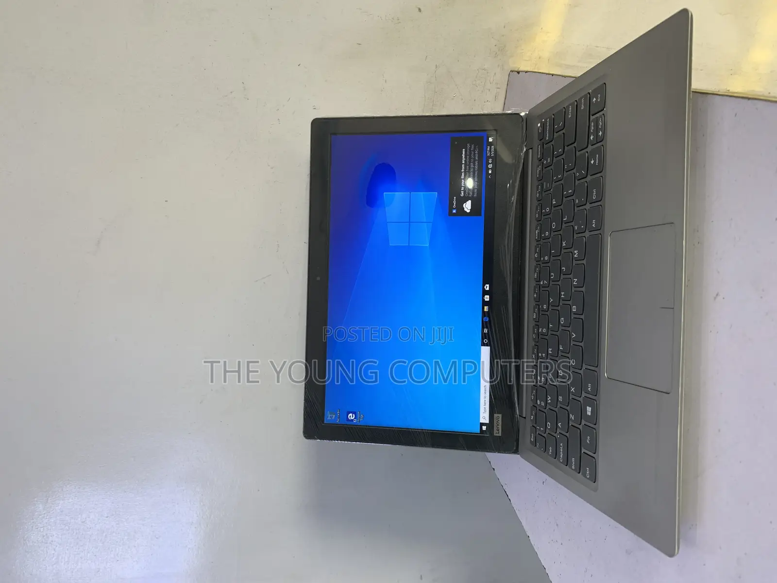 Laptop Lenovo 4GB Intel Celeron eMMC 32GB