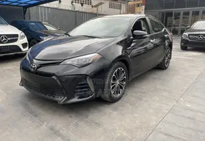 Toyota Corolla S 4dr Sedan (1.8L 4cyl CVT) 2016 Black