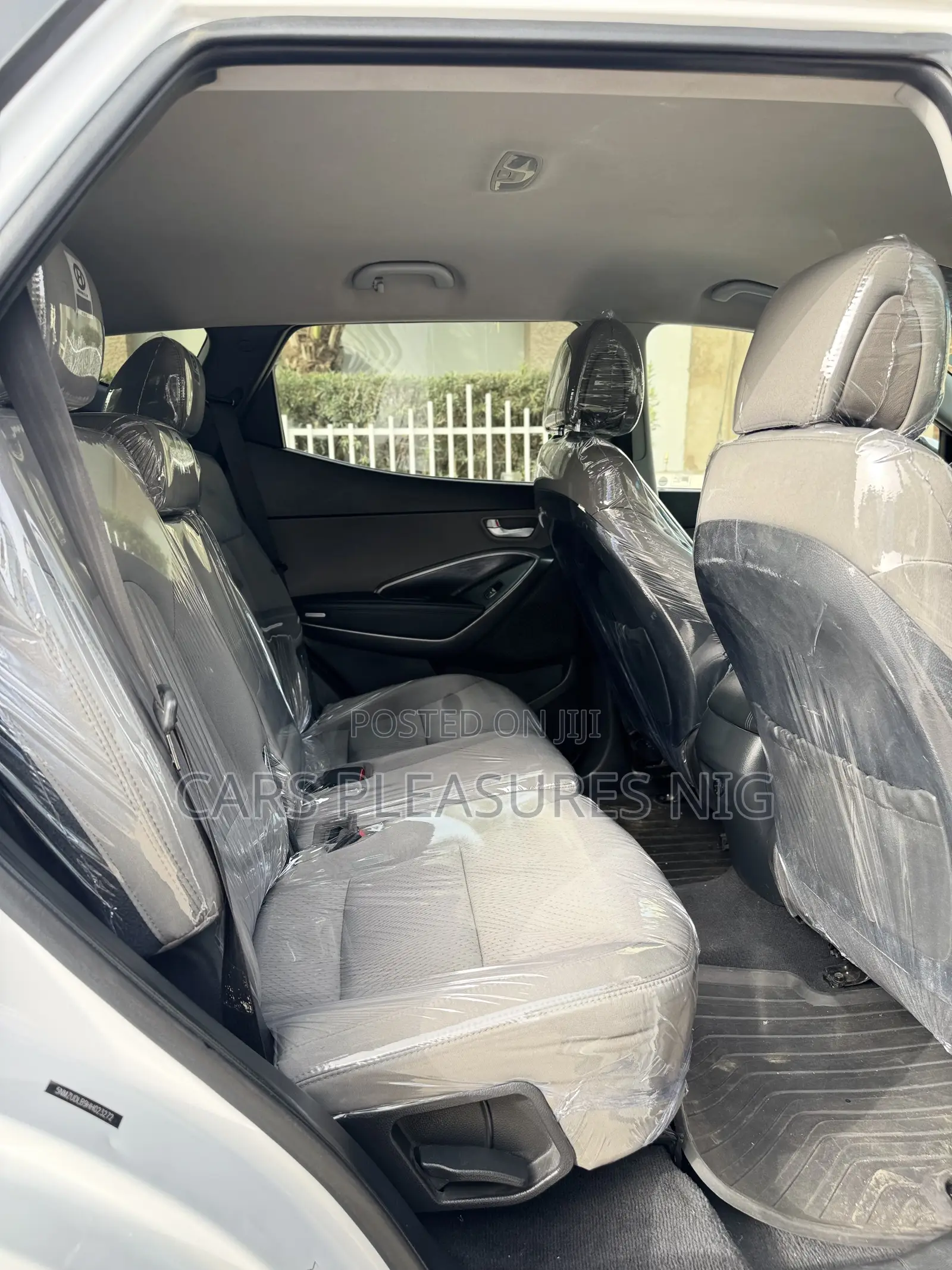 Hyundai Santa Fe 2017 White