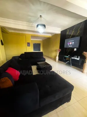 1bdrm Shared Apartment in Opp Fara Park, Sangotedo for rent