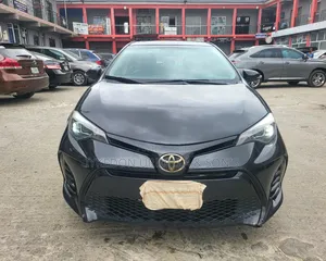 Toyota Corolla LE Plus 4dr Sedan (1.8L 4cyl CVT) 2016 Black