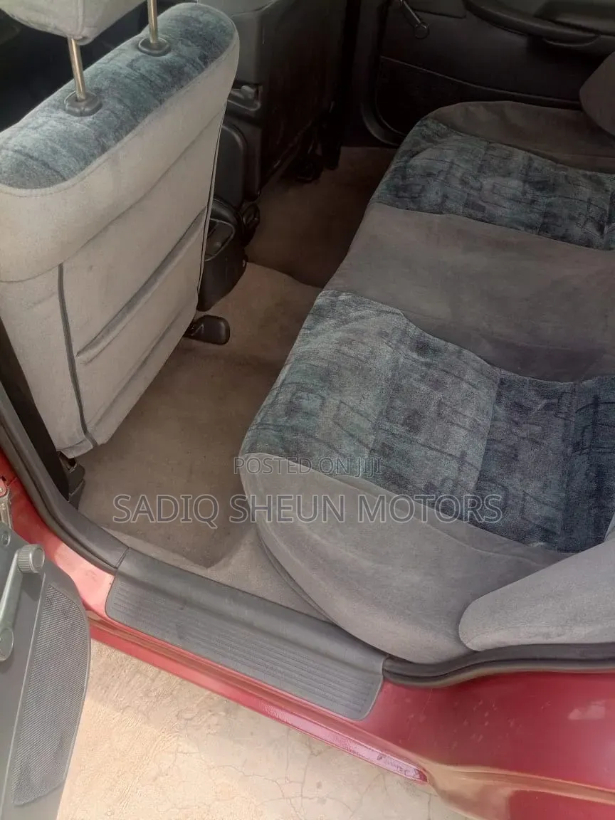 Mazda 626 2005