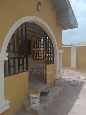 3bdrm Apartment in Benin City for rent
