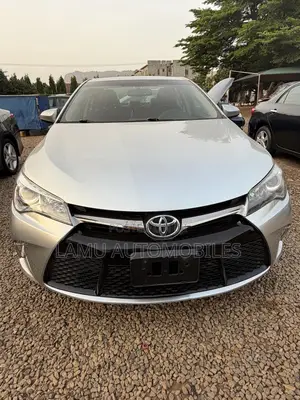 Toyota Camry XSE 4dr Sedan (2.5l 4cyl 6A) 2016 Silver