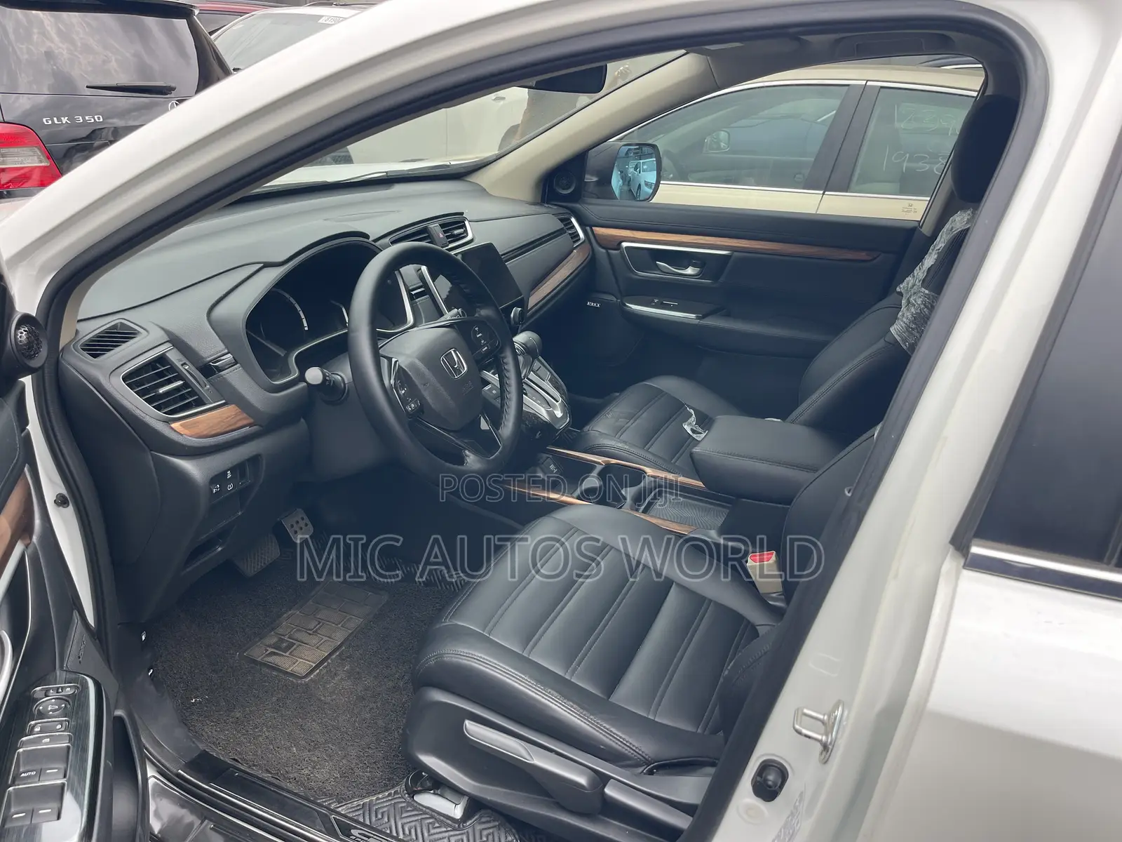 Honda CR-V 2019 White