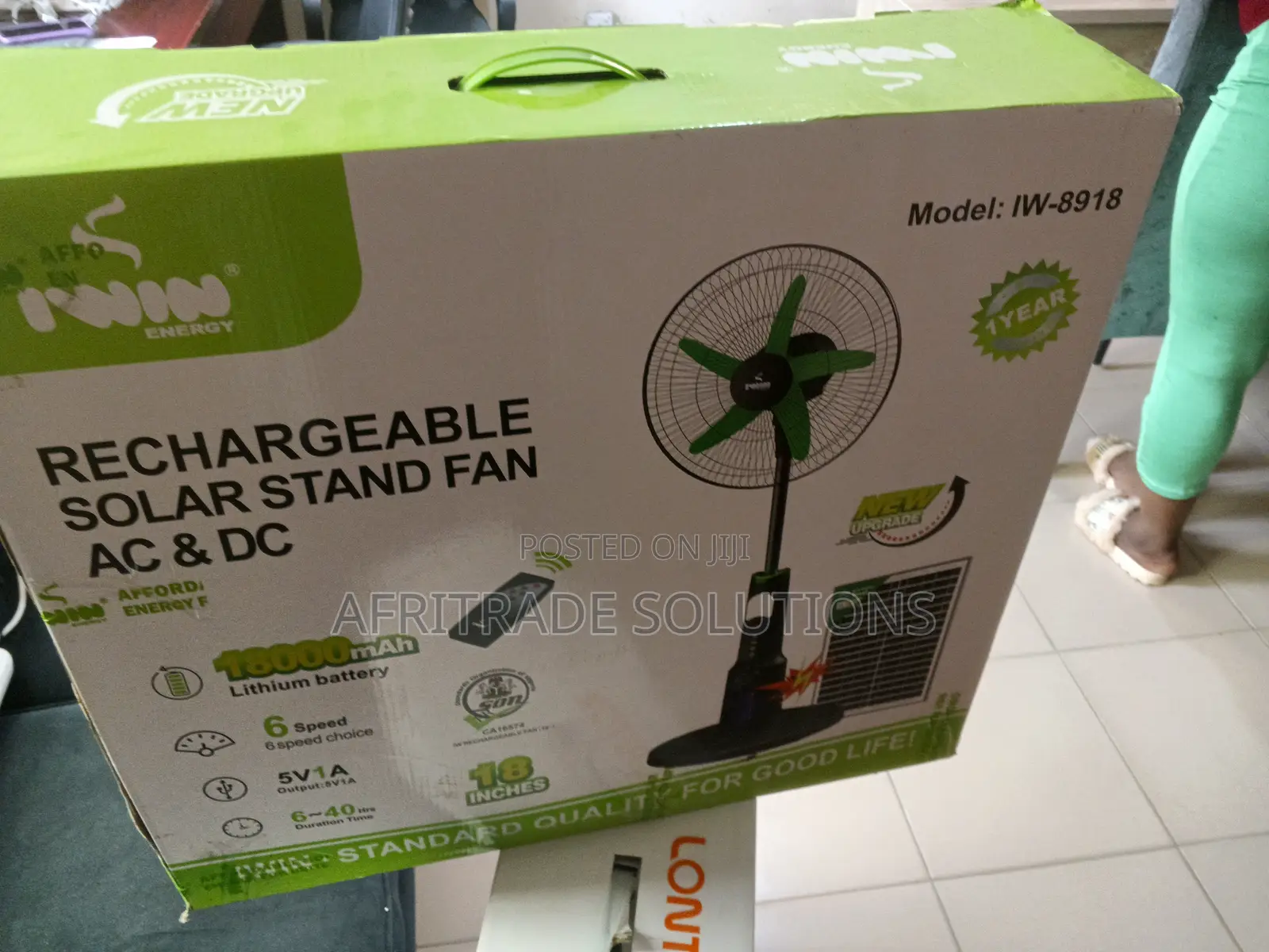 Iwin 18” Rechargeable Fan – Long Backup Time