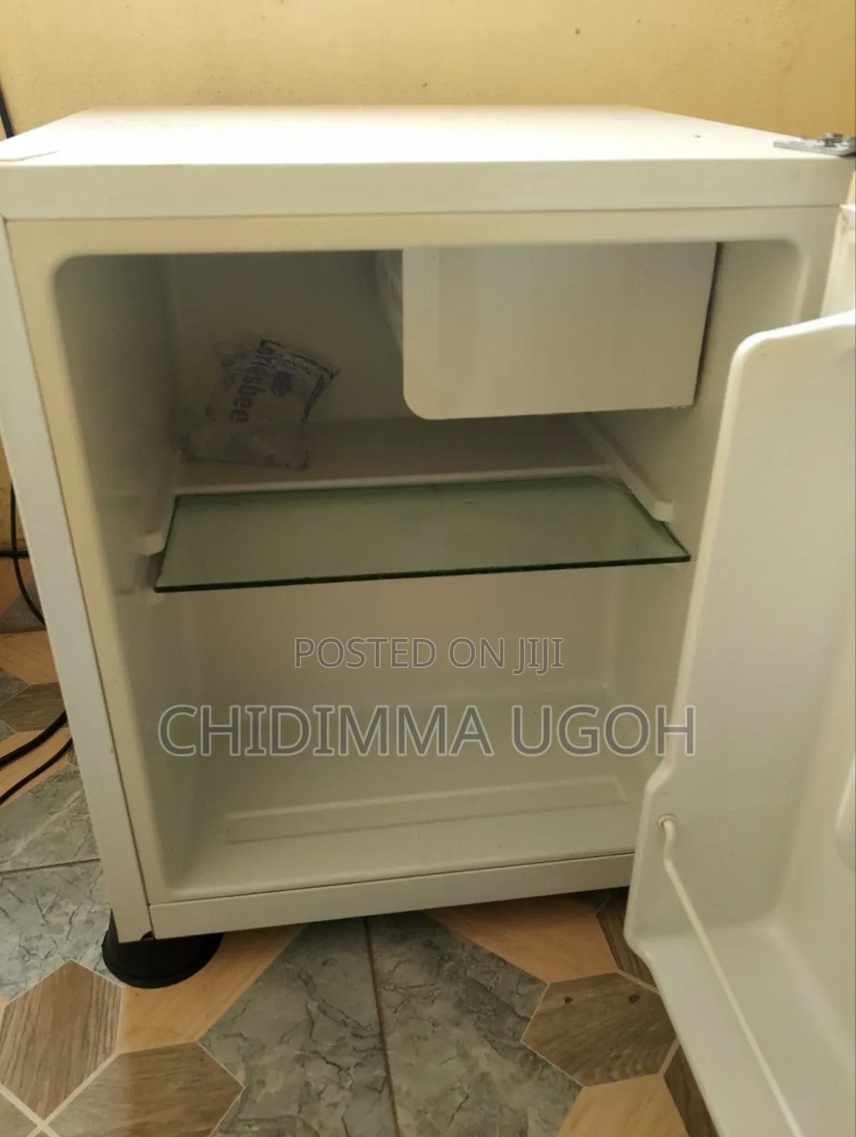 Neatly Used 50l Refrigerator