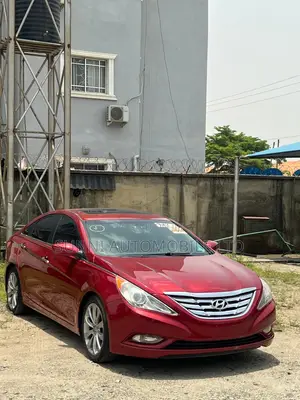 Hyundai Sonata 2011 Red