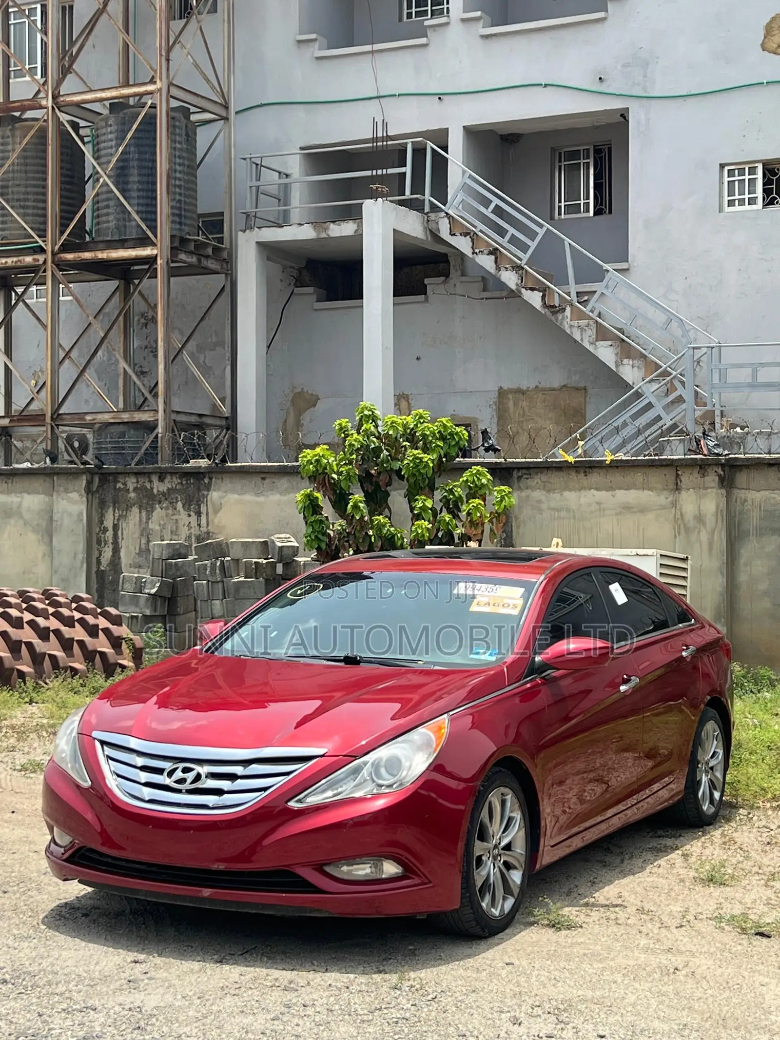 Hyundai Sonata 2011 Red