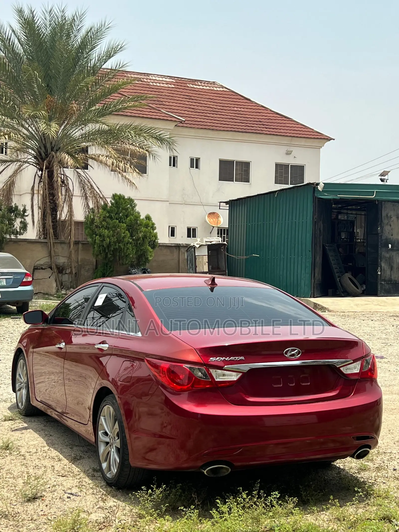 Hyundai Sonata 2011 Red