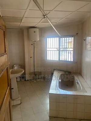 4bdrm Duplex in Omole Phase 1 for rent