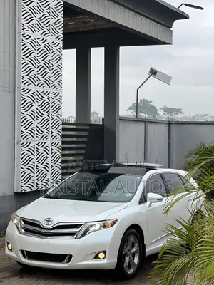 Toyota Venza Limited AWD V6 2013 White